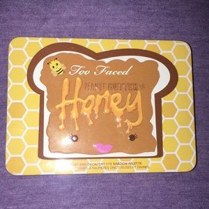 TooFaced Peanut Butter and Honey Palette
